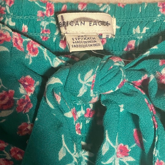 Flower shirt - Picture 3 of 3